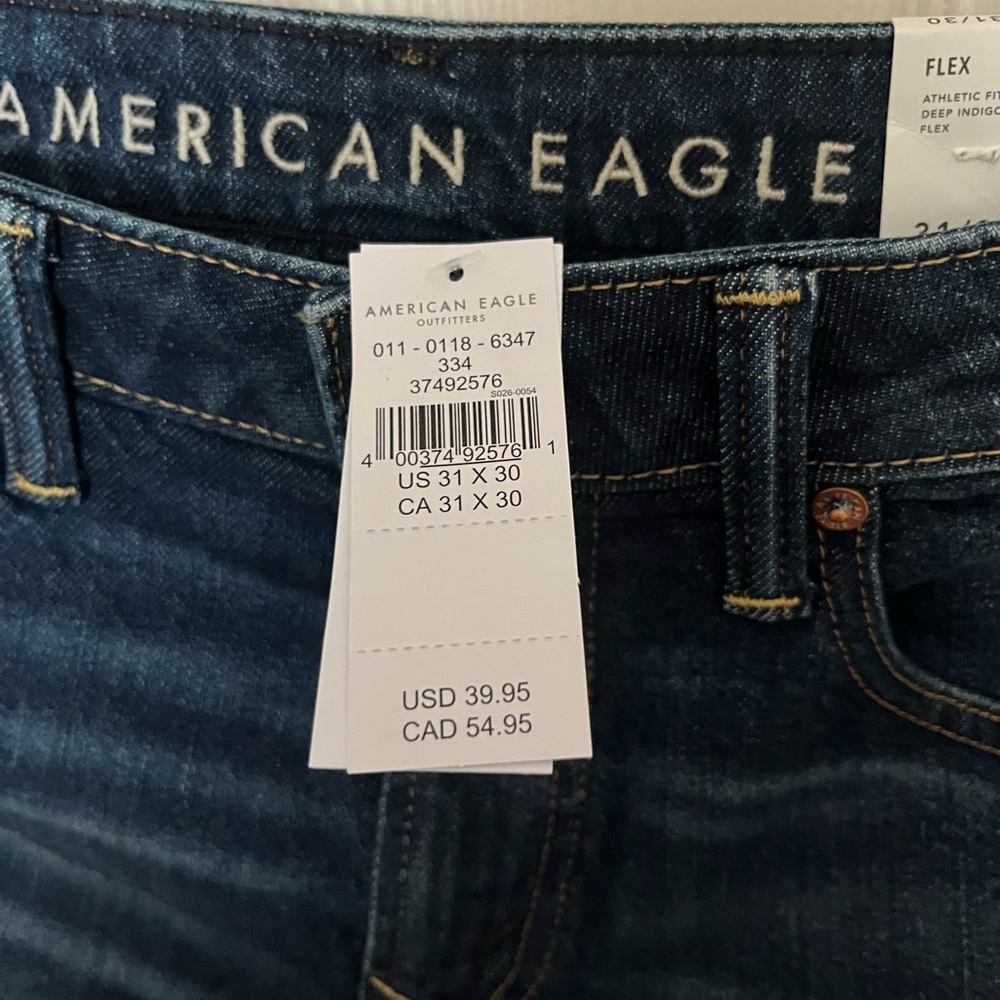 Men’s American eagle athletic jeans